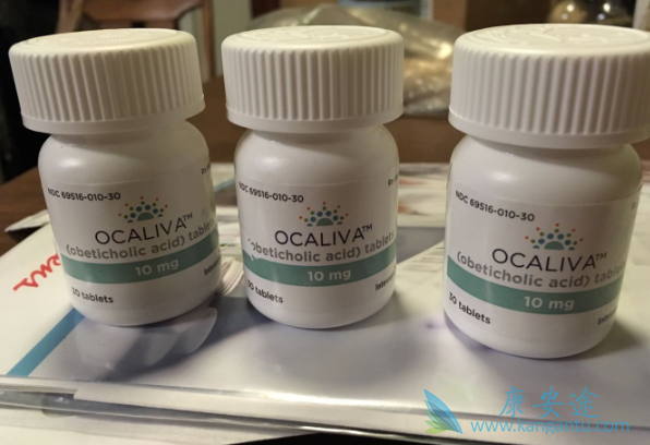 �±�����