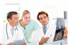 ����ҽ���еİ��������������ڷΰ����ߵ�����